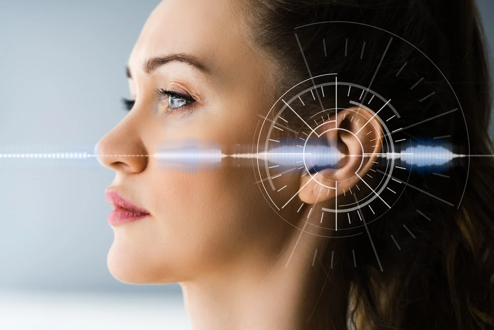Что делать, если болит ухо: причины, методы лечения и эффективные капли для ушей