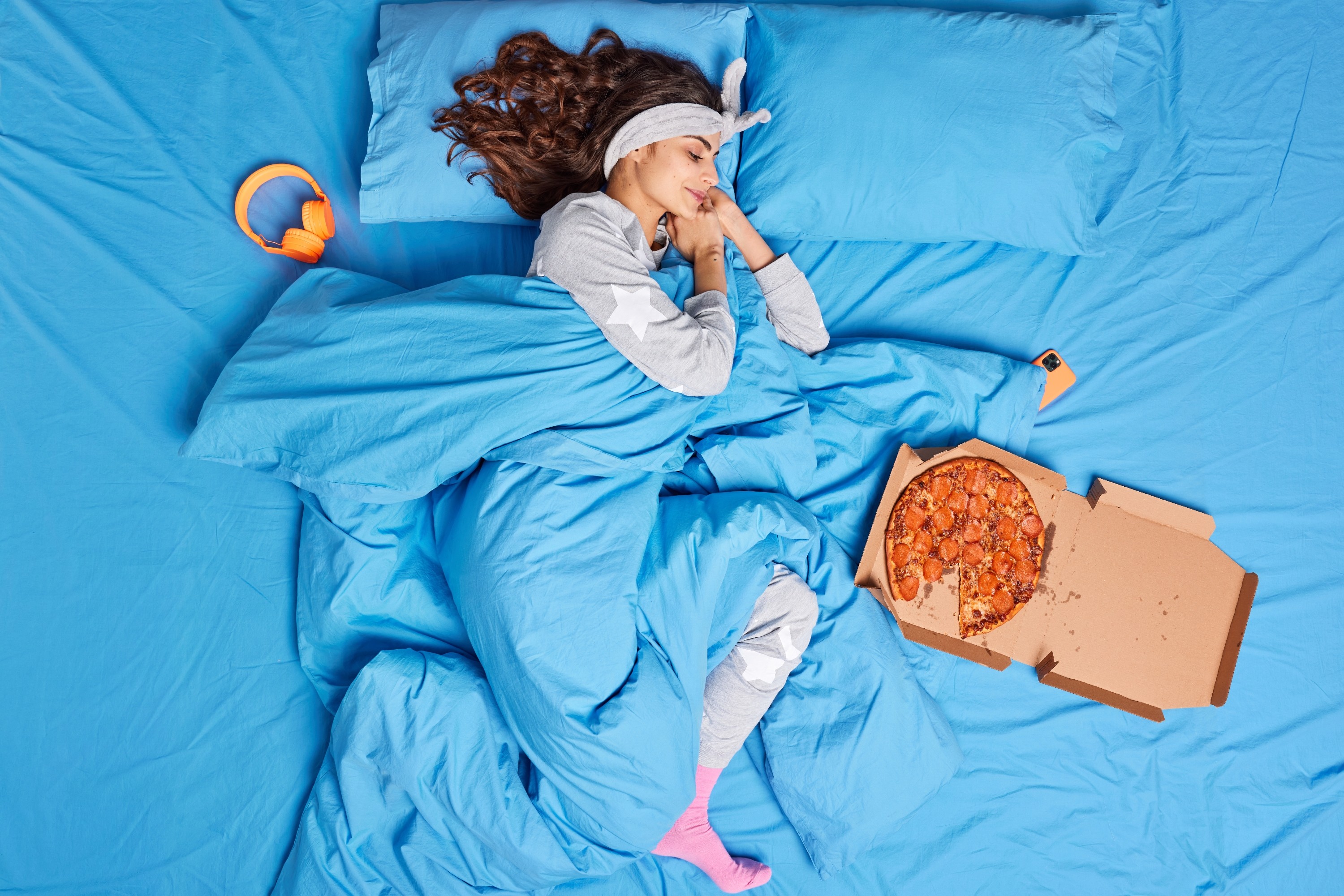 Почему вас клонит в сон после еды: вы будете удивлены
