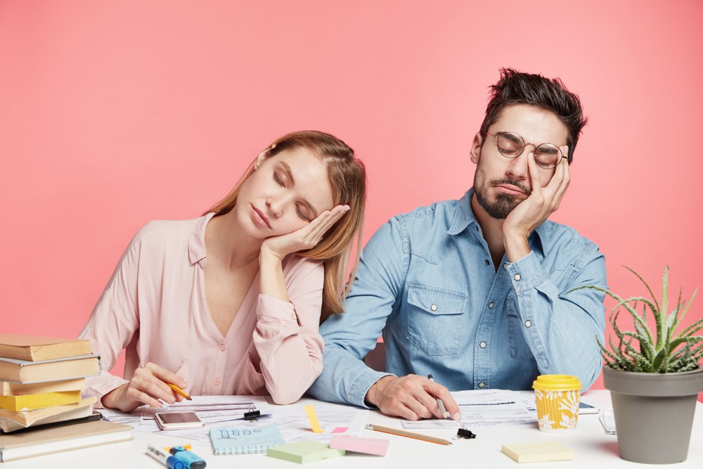 Синдром уставших надпочечников: что это такое и почему возникает хроническая усталость